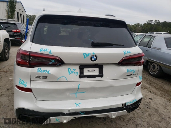 2022 BMW X5 xDrive40i with VIN 5UXCR6C01N9M04752, listed as a Copart auction lot 67649712 with 8,831 mi miles. Bid and sale history available at carsss.com. Image 6.