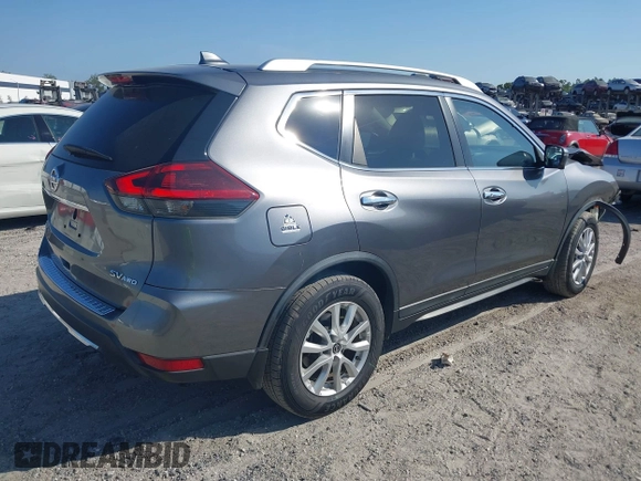 2018 Nissan Rogue SV with VIN KNMAT2MV0JP615928, listed as a IAAI auction lot 42103676 with 38,999 mi miles. Bid and sale history available at carsss.com. Image 4.