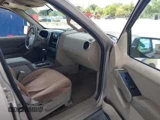 2006 Ford Explorer XLT z VIN 1FMEU73E76UB17775, wystawiony jako IAAI lot #42257304 z przebiegiem Nie podano mil oraz . Historia ofert i sprzedaży dostępna na DreamBid. Obrazek 5.