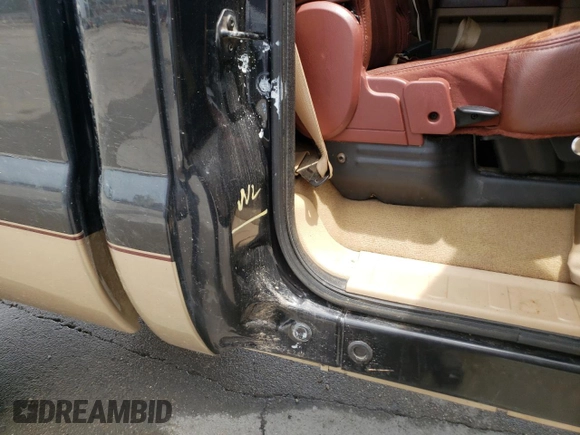 2014 Ford F-250 XL with VIN 1FT7W2BT2EEB50315, listed as a Copart auction lot 61084655 with 268,445 mi miles and Salvage title. Bid and sale history available at DreamBid. Image 12.