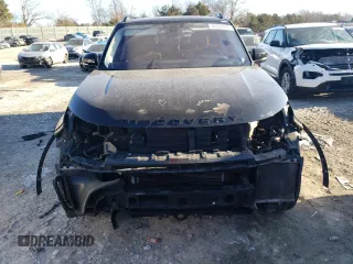 2017 Land Rover Discovery First Edition with VIN SALRTBBV8HA020787, listed as a Copart auction lot 88906495 with 100,318 mi miles and Salvage Title. Bid and sale history available at carsss.com. Image 5.