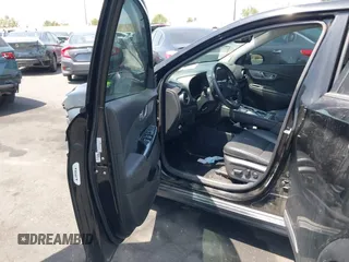 2020 Hyundai Kona Limited with VIN KM8K33AG7LU058922, listed as a IAAI auction lot 42173849 with 53,914 mi miles and . Bid and sale history available at DreamBid. Image 5.