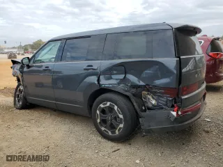 2024 Hyundai Santa Fe SE with VIN 5NMP14GL5RH050344, listed as a Copart auction lot 42713505 with 12,106 mi miles and Salvage Title. Bid and sale history available at carsss.com. Image 2.