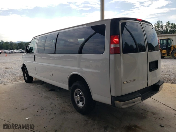 2020 Chevrolet Express Passenger LT with VIN 1GAZGPFP1L1268224, listed as a Copart auction lot 74355114 with 200,607 mi miles and Clean Title. Bid and sale history available at carsss.com. Image 2.