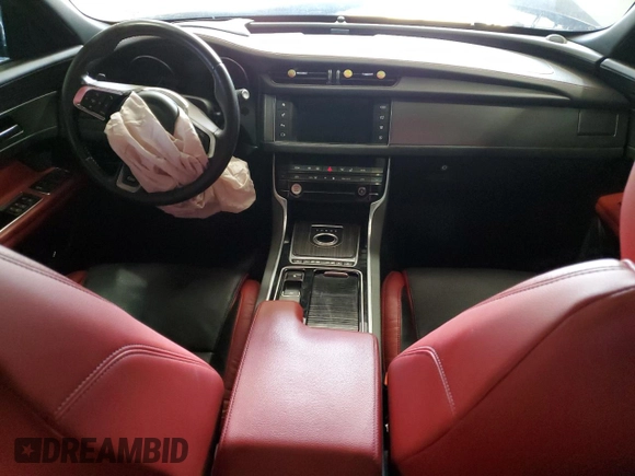 2016 Jaguar XF S with VIN SAJBM4BV0GCY13717, listed as a Copart auction lot 70385854 with 82,592 mi miles and Salvage Title. Bid and sale history available at carsss.com. Image 8.