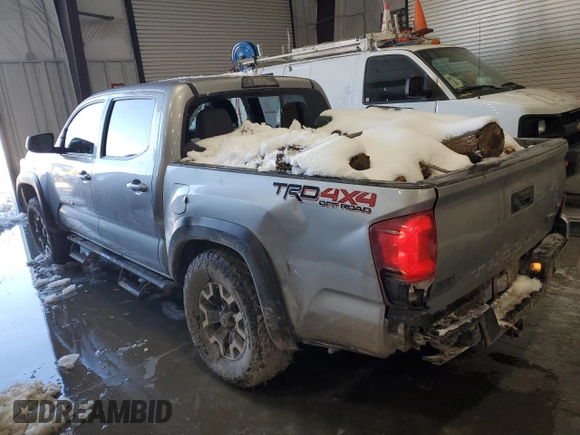 2018 Toyota Tacoma SR z VIN 3TMCZ5AN2JM122416, wystawiony jako Copart lot #41620015 z przebiegiem Nie podano mil oraz Szkoda całkowita • Salvage title. Historia ofert i sprzedaży dostępna na DreamBid. Obrazek 2.