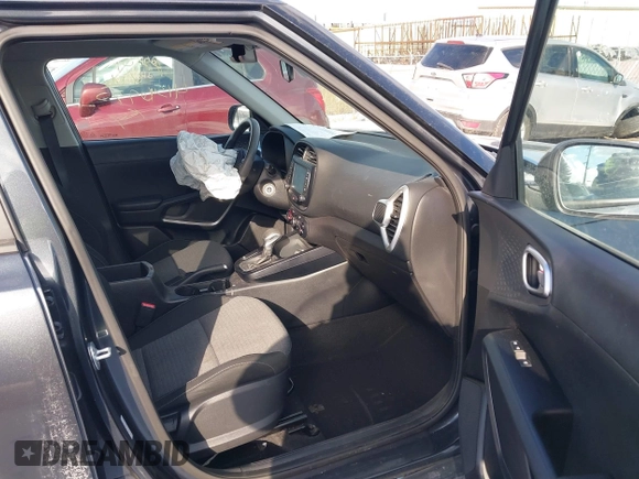 2020 Kia Soul S with VIN KNDJ23AUXL7097950, listed as a IAAI auction lot 41546970 with 45,752 mi miles. Bid and sale history available at carsss.com. Image 5.
