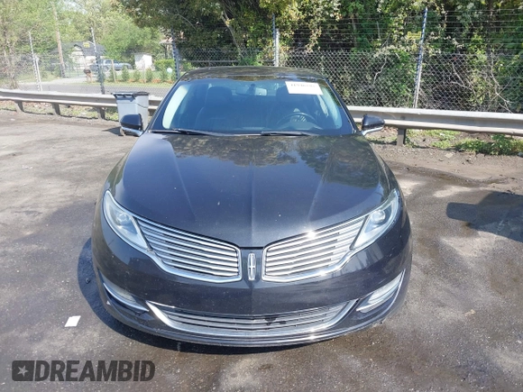 2015 Lincoln MKZ z VIN 3LN6L2G90FR602404, wystawiony jako IAAI lot #41946181 z przebiegiem 146 588 mil mil oraz . Historia ofert i sprzedaży dostępna na DreamBid. Obrazek 12.