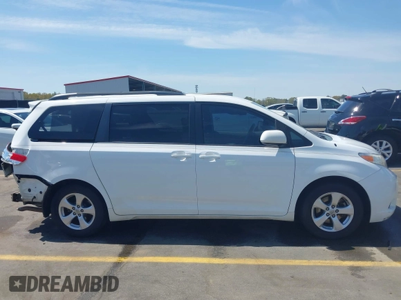 2014 Toyota Sienna LE AAS с VIN 5TDKK3DC4ES491637, выставлен на аукционе IAAI как лот 41906264 с пробегом 174 835 миль миль и . История ставок и продаж доступна на DreamBid. Изображение 14.