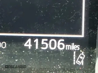 2020 Toyota Camry SE z VIN 4T1G11AK2LU392182, wystawiony jako IAAI lot #41667278 z przebiegiem 41 506 mil mil oraz . Historia ofert i sprzedaży dostępna na DreamBid. Obrazek 15.