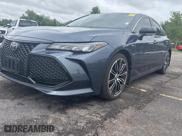 2019 Toyota Avalon XLE with VIN 4T1BZ1FB7KU030486, listed as a Copart auction lot 55491685 with 114,195 mi miles and Clean Title. Bid and sale history available at carsss.com. Image 2.