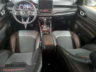 2023 Jeep Compass Trailhawk z VIN 3C4NJDDN9PT557910, wystawiony jako Copart lot #59387825 z przebiegiem 39 686 mil mil oraz Czysty tytuł • Clean title. Historia ofert i sprzedaży dostępna na DreamBid. Obrazek 8.