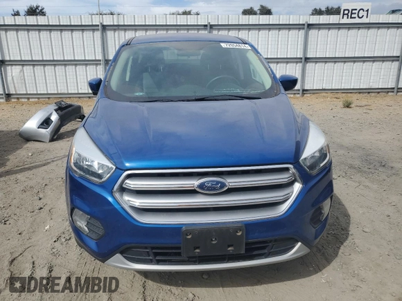 2017 Ford Escape SE with VIN 1FMCU9GDXHUC51686, listed as a Copart auction lot 72054814 with 96,231 mi miles and Clean Title. Bid and sale history available at DreamBid. Image 5.