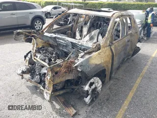 2020 Jeep Compass Latitude w/Sun/Safety Pkg with VIN 3C4NJCBB1LT241799, listed as a IAAI auction lot 40866536 with 1 mi miles. Bid and sale history available at carsss.com. Image 6.