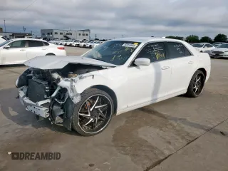 2017 Chrysler 300 Limited with VIN 2C3CCAAG8HH593589, listed as a Copart auction lot 60916905 with 110,047 mi miles and Clean title. Bid and sale history available at DreamBid. Image 1.