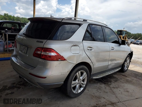 2013 Mercedes-Benz M 350 with VIN 4JGDA5JB8DA240906, listed as a Copart auction lot 60543585 with 156,780 mi miles and Clean title. Bid and sale history available at DreamBid. Image 3.