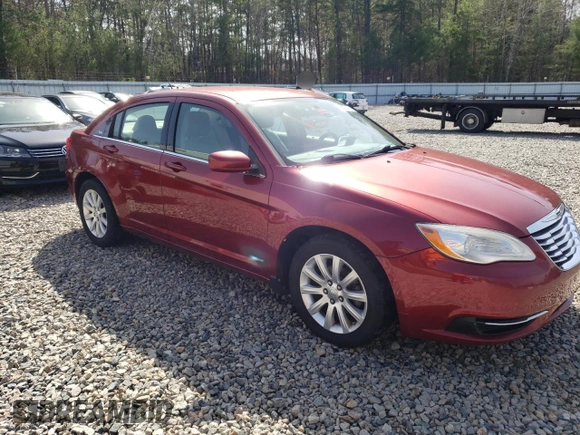 2011 Chrysler 200 Touring with VIN 1C3BC1FB8BN545050, listed as a Copart auction lot 55012205 with 114,800 mi miles and Clean Title. Bid and sale history available at DreamBid. Image 4.