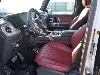 2022 Mercedes-Benz G 63 AMG z VIN W1NYC7HJ1NX439246, wystawiony jako Copart lot #88161225 z przebiegiem 7 607 mil mil oraz Szkoda całkowita • Salvage title. Historia ofert i sprzedaży dostępna na DreamBid. Obrazek 7.