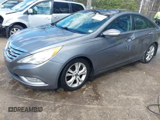 2012 Hyundai Sonata 2.4L Limited PZEV with VIN 5NPEC4ACXCH388939, listed as a IAAI auction lot 41880420 with 353,999 mi miles. Bid and sale history available at carsss.com. Image 17.