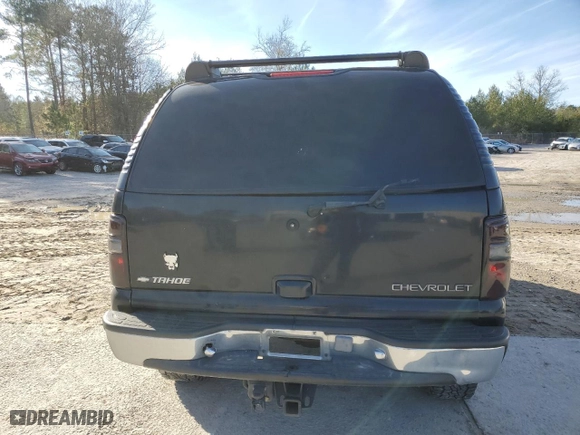 2001 Chevrolet Tahoe LT with VIN 1GNEC13T31R145370, listed as a Copart auction lot 88286985 with 258,894 mi miles and Salvage Title. Bid and sale history available at carsss.com. Image 6.