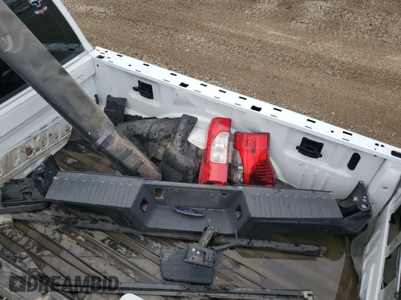 2022 Ford F-350 XL с VIN 1FT8W3A66NEF77356, выставлен на аукционе Copart как лот 61761895 с пробегом 32 113 миль миль и Списание • Salvage title. История ставок и продаж доступна на DreamBid. Изображение 12.