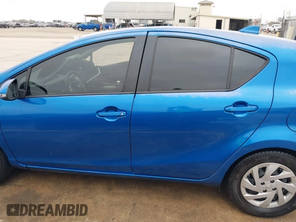 2015 Toyota Prius One with VIN JTDKDTB31F1582344, listed as a IAAI auction lot 41240729 with 190,763 mi miles and . Bid and sale history available at carsss.com. Image 15.