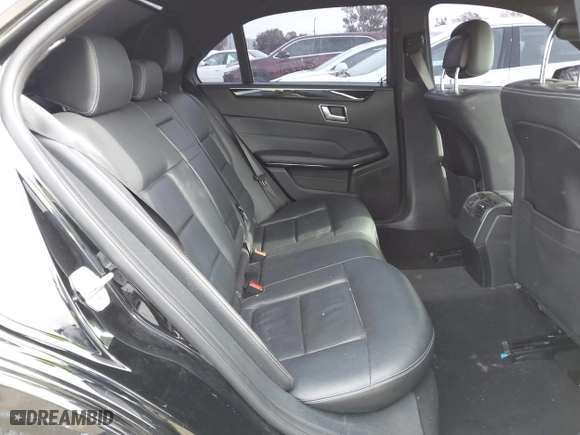 2016 Mercedes-Benz E-Class E 350 Sport with VIN WDDHF5KB6GB264678, listed as a IAAI auction lot 40978177 with 106,285 mi miles. Bid and sale history available at carsss.com. Image 8.