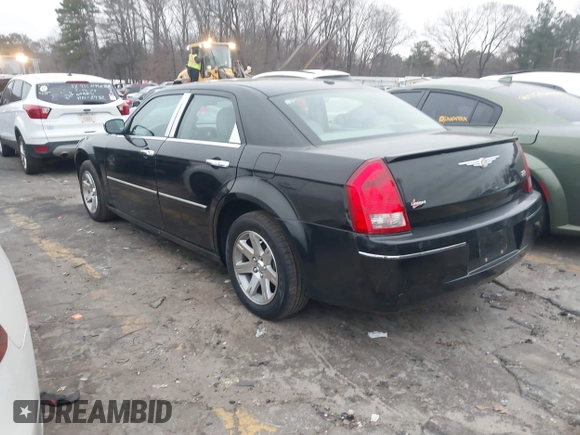 2007 Chrysler 300 Touring with VIN 2C3KA53G87H821367, listed as a IAAI auction lot 41614487 with 84,592 mi miles and . Bid and sale history available at DreamBid. Image 3.