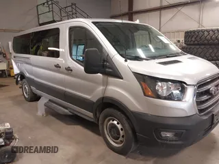 2020 Ford Transit Passenger XL z VIN 1FBAX2Y87LKB00485, wystawiony jako IAAI lot #42188056 z przebiegiem 52 144 mil mil oraz . Historia ofert i sprzedaży dostępna na DreamBid. Obrazek 13.
