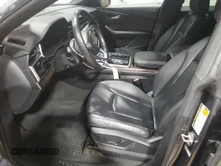 2019 Audi Q8 Premium Plus with VIN WA1EVAF1XKD004270, listed as a Copart auction lot 61906285 with 106,784 mi miles and Salvage title. Bid and sale history available at DreamBid. Image 7.
