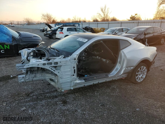 2019 Chevrolet Camaro ZL1 with VIN 1G1FK1R68K0156381, listed as a Copart auction lot 82875004 with 0 mi miles and Clean Title. Bid and sale history available at carsss.com. Image 1.
