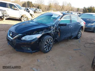 2017 Nissan Altima 2.5 SV with VIN 1N4AL3AP9HC238325, listed as a IAAI auction lot 41354910 with 187,009 mi miles. Bid and sale history available at carsss.com. Image 18.