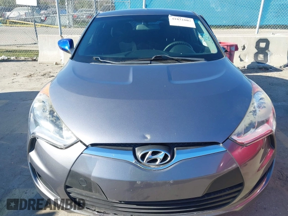 2016 Hyundai Veloster with VIN KMHTC6AD3GU283985, listed as a IAAI auction lot 41872103 with 153,949 mi miles. Bid and sale history available at carsss.com. Image 12.