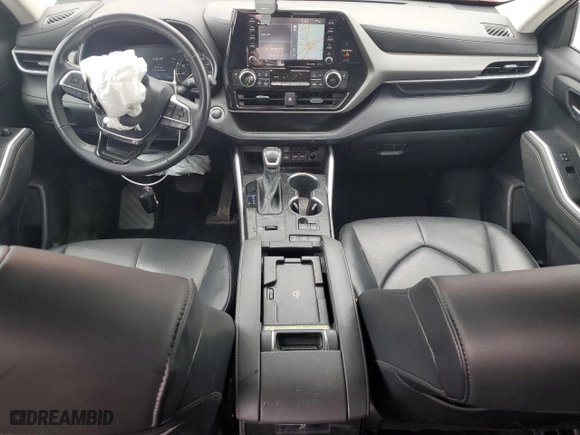 2021 Toyota Highlander XLE with VIN 5TDHZRAHXMS050456, listed as a Copart auction lot 49371975 with 54,925 mi miles and Salvage Title. Bid and sale history available at carsss.com. Image 8.