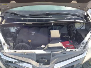 2018 Toyota Sienna XLE Auto Access Seat with VIN 5TDYZ3DC3JS919973, listed as a IAAI auction lot 41788544 with 114,828 mi miles and . Bid and sale history available at DreamBid. Image 10.