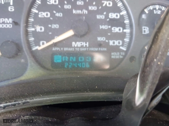 2001 Chevrolet Tahoe LT with VIN 1GNEC13T71R212889, listed as a IAAI auction lot 41917362 with 224,406 mi miles. Bid and sale history available at carsss.com. Image 7.