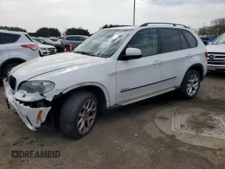 2011 BMW X5 35i with VIN 5UXZV4C54BL405074, listed as a Copart auction lot 54562465 with 121,278 mi miles and Clean Title. Bid and sale history available at carsss.com. Image 1.