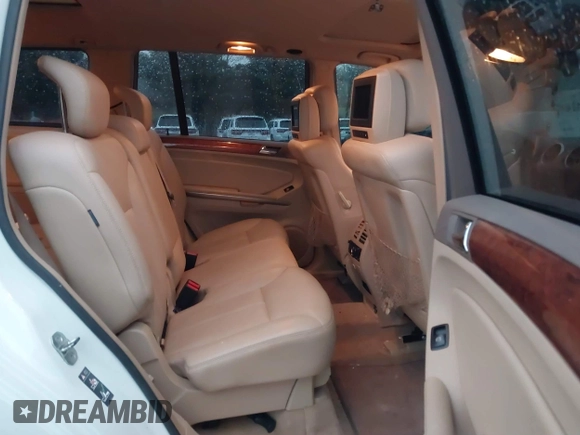 2008 Mercedes-Benz GL-Class 3.0L CDI with VIN 4JGBF22E18A435445, listed as a IAAI auction lot 41027515 with 191,459 mi miles. Bid and sale history available at carsss.com. Image 8.