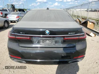 2022 BMW 7 Series 740i xDrive with VIN WBA7T4C07NCH70453, listed as a Copart auction lot 71671304 with 44,673 mi miles and Clean title. Bid and sale history available at DreamBid. Image 6.
