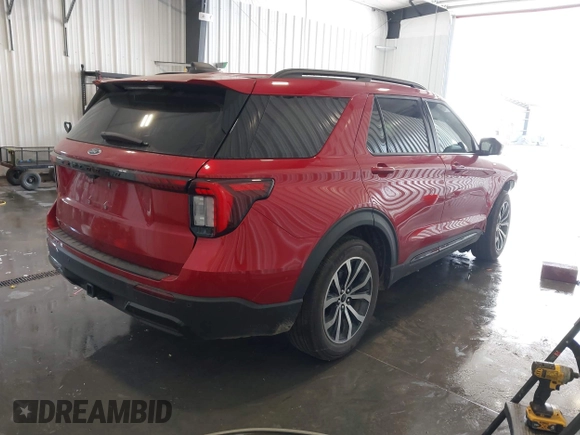 2025 Ford Explorer ST-Line с VIN 1FMUK7KH9SGA89287, выставлен на аукционе IAAI как лот 42265994 с пробегом 8 439 миль миль и . История ставок и продаж доступна на DreamBid. Изображение 4.