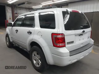 2011 Ford Escape Hybrid с VIN 1FMCU5K36BKC53834, выставлен на аукционе IAAI как лот 42255622 с пробегом 90 271 миль миль и . История ставок и продаж доступна на DreamBid. Изображение 3.