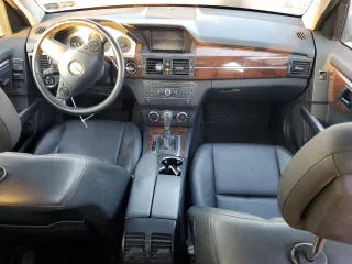2011 Mercedes-Benz GLK 350 with VIN WDCGG8HB9BF663267, listed as a Copart auction lot 77015564 with 184,196 mi miles and Clean Title. Bid and sale history available at DreamBid. Image 8.