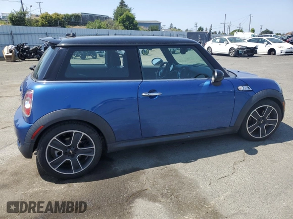 2013 MINI Hardtop S with VIN WMWSV3C53DT391200, listed as a Copart auction lot 59903365 with 48,654 mi miles and Salvage title. Bid and sale history available at DreamBid. Image 3.