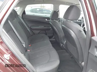 2019 Kia Optima LX z VIN 5XXGT4L37KG354649, wystawiony jako IAAI lot #42130410 z przebiegiem 61 315 mil mil oraz . Historia ofert i sprzedaży dostępna na DreamBid. Obrazek 8.
