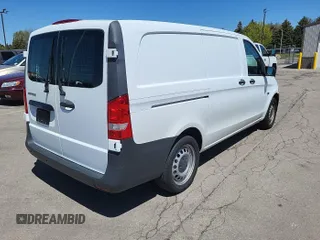 2019 Mercedes-Benz Metris Cargo z VIN WD3PG2EA2K3582413, wystawiony jako IAAI lot #42403938 z przebiegiem 82 642 mil mil oraz . Historia ofert i sprzedaży dostępna na DreamBid. Obrazek 16.