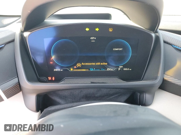 2019 BMW i8 z VIN WBY2Z6C56K7D09508, wystawiony jako Copart lot #86847034 z przebiegiem 24 015 mil mil oraz Szkoda całkowita • Salvage title. Historia ofert i sprzedaży dostępna na DreamBid. Obrazek 9.