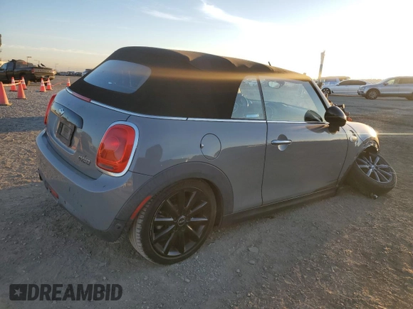 2017 MINI Convertible Cooper with VIN WMWWG5C35H3D00104, listed as a Copart auction lot 80680444 with 33,581 mi miles and Salvage title. Bid and sale history available at DreamBid. Image 3.