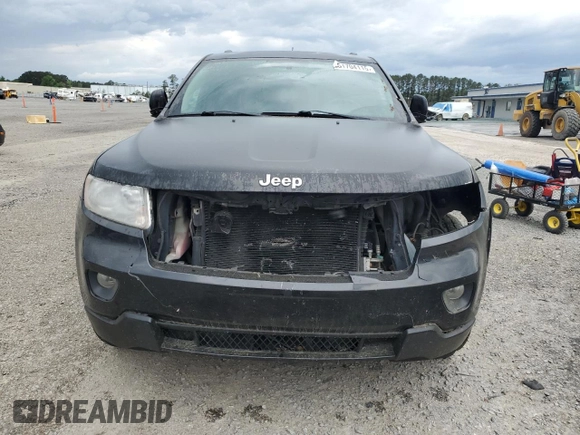 2013 Jeep Grand Cherokee Laredo with VIN 1C4RJFAG0DC641706, listed as a Copart auction lot 51704115 with 195,067 mi miles and Clean Title. Bid and sale history available at carsss.com. Image 5.