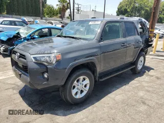 2024 Toyota 4Runner SR5 Premium z VIN JTENU5JR0R6269965, wystawiony jako Copart lot #62911935 z przebiegiem 39 017 mil mil oraz Szkoda całkowita • Salvage title. Historia ofert i sprzedaży dostępna na DreamBid. Obrazek 1.