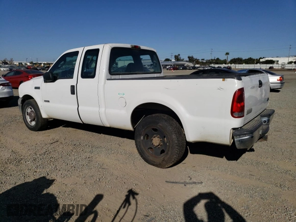 2005 Ford Super Duty F-250 XL with VIN 1FTSX20PX5EB73080, listed as a Copart auction lot 84086604 with 192,346 mi miles and Salvage Title. Bid and sale history available at carsss.com. Image 2.